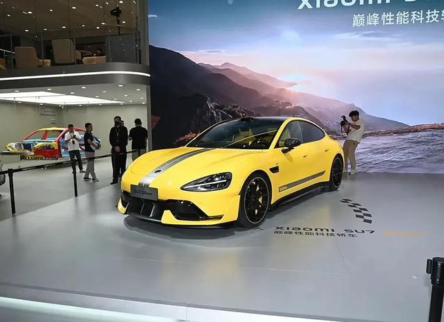 全球最速四門電跑？小米SU7，爆1548馬力，零百加速不到2秒！-有駕