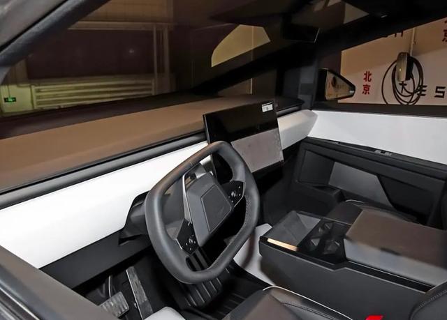 特斯拉Cybertruck將引入國內，車身結構優化，能否摘去貨車身份？-有駕