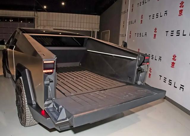 特斯拉Cybertruck將引入國內，車身結構優化，能否摘去貨車身份？-有駕