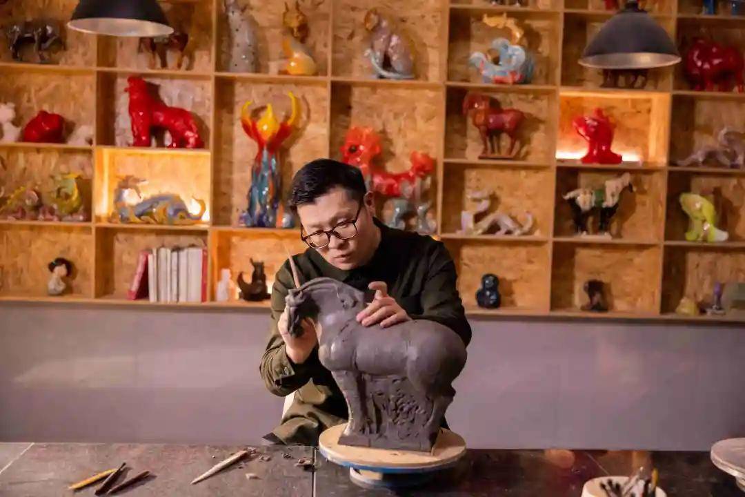 洛陽絕了!百年寶馬硬核撩動千年唐風(fēng)運(yùn)河密碼