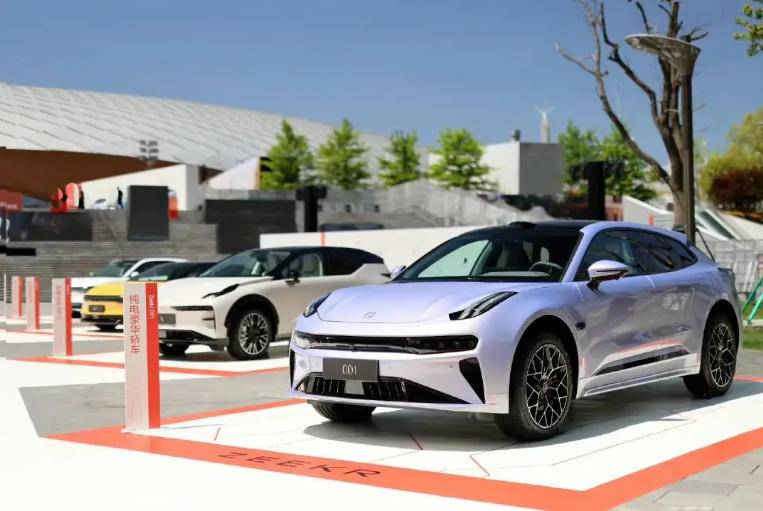 吉利“撤回”一個極氪,自主高端就大結局了?