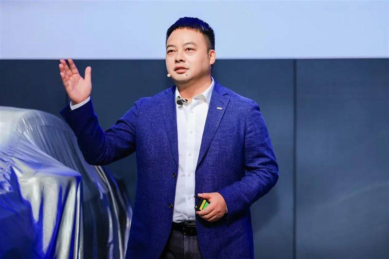 7月15日,吉利汽車與極氪正式簽署合并協議,極氪從紐交所退市成為吉利全資子公司