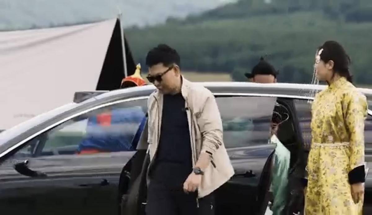 享界S9T無偽裝路測視頻曝光,高端豪華市場即將再度變天?