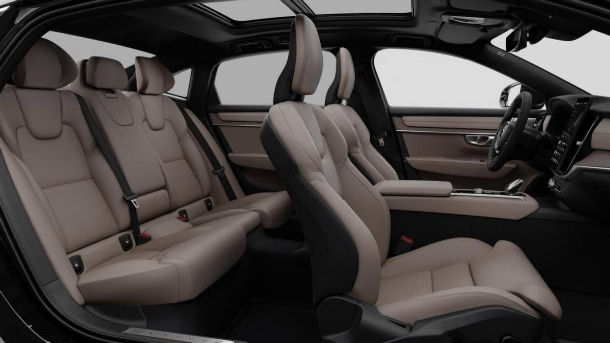 沃爾沃2025年中考成績出爐,危與機并存?