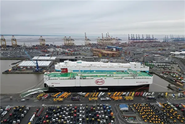 國產車被老外熱捧!上半年比亞迪在全球多個市場拿下新能源銷冠 國產車被老外熱捧!上半年比亞迪在全球多個市場拿下新能源銷冠