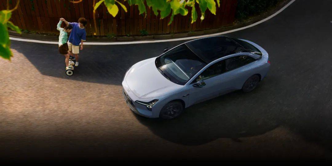 Z世代的新玩具——新能源時代的小鋼炮