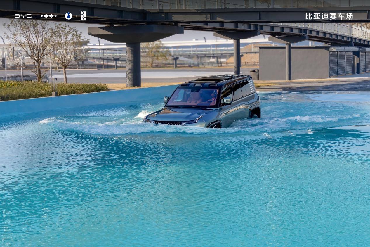 全民智駕后,比亞迪打造特色地形全民賽道