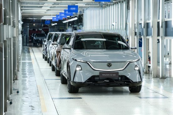 央視&ldquo;第一發布&rdquo;車企首秀 長安馬自達EZ-60獲央視認證